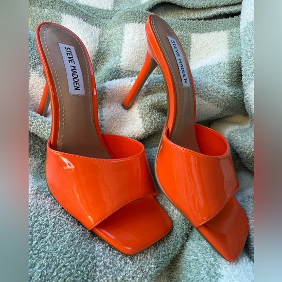 Steve Madden Shoes - Steve Madden Vibrant Orange Heels